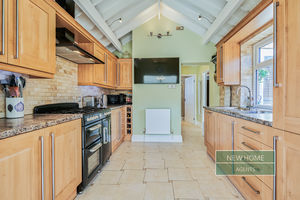 Photo 17- click for photo gallery